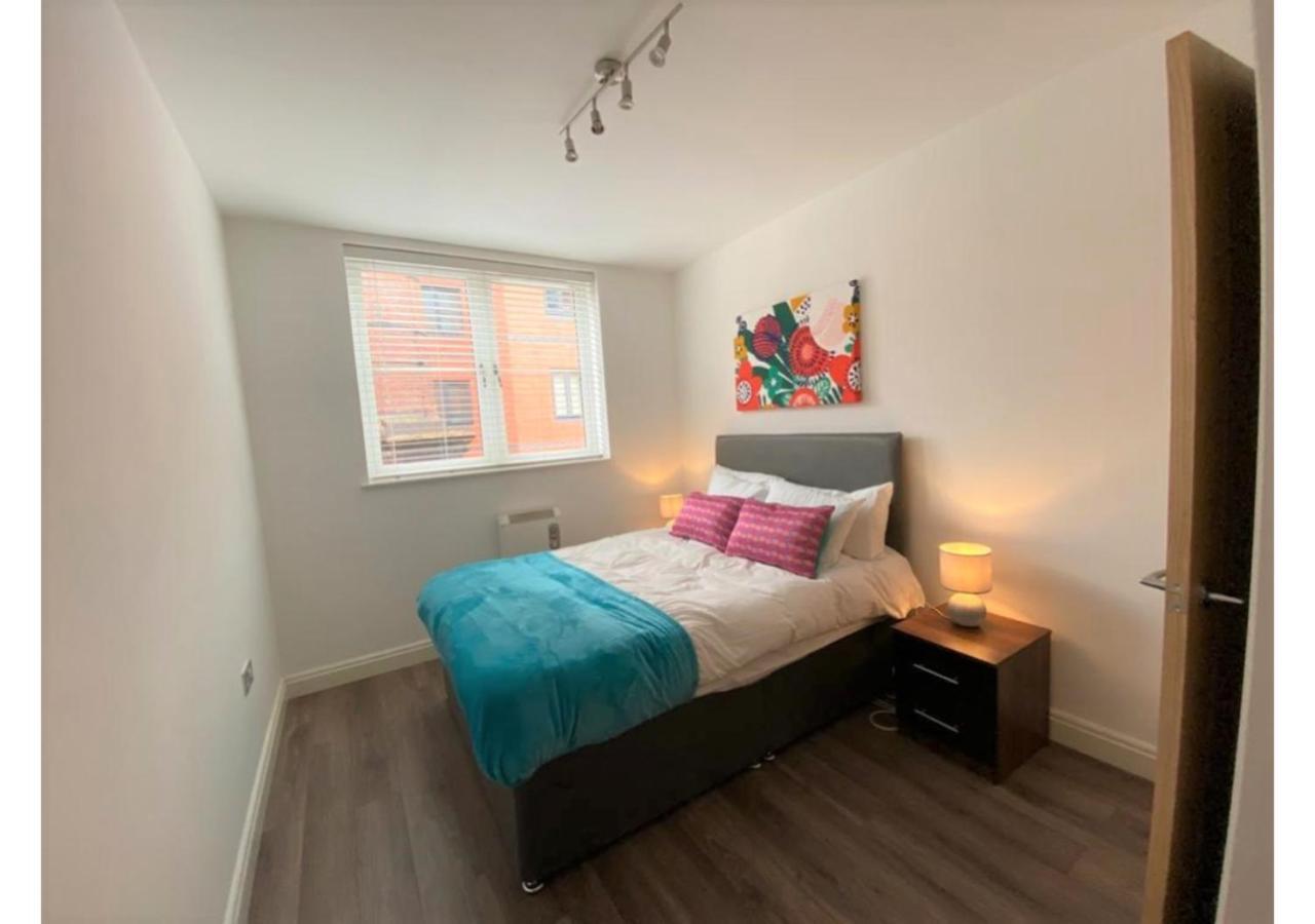 24-7 Secured City Centre Apartments With Free Underground Parking And Wifi Birmingham Luaran gambar
