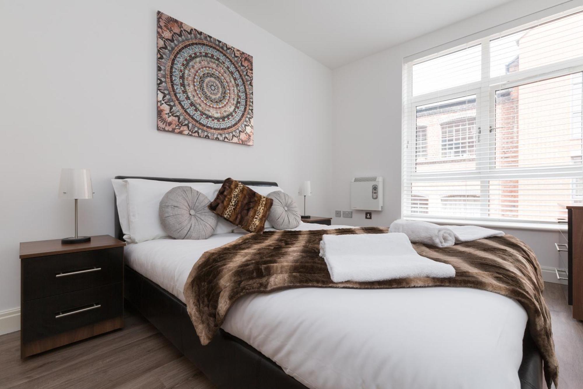 24-7 Secured City Centre Apartments With Free Underground Parking And Wifi Birmingham Luaran gambar