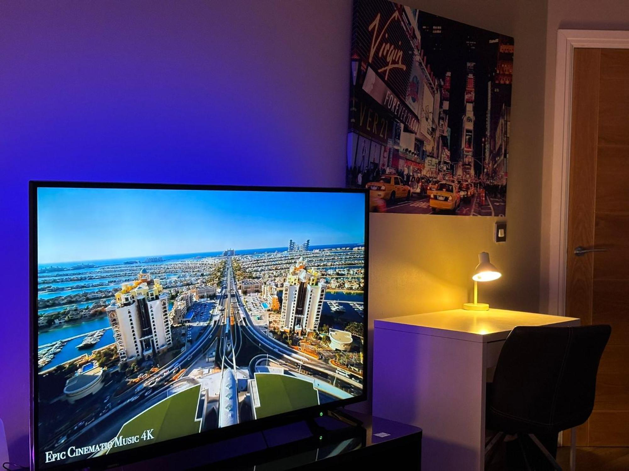 24-7 Secured City Centre Apartments With Free Underground Parking And Wifi Birmingham Luaran gambar