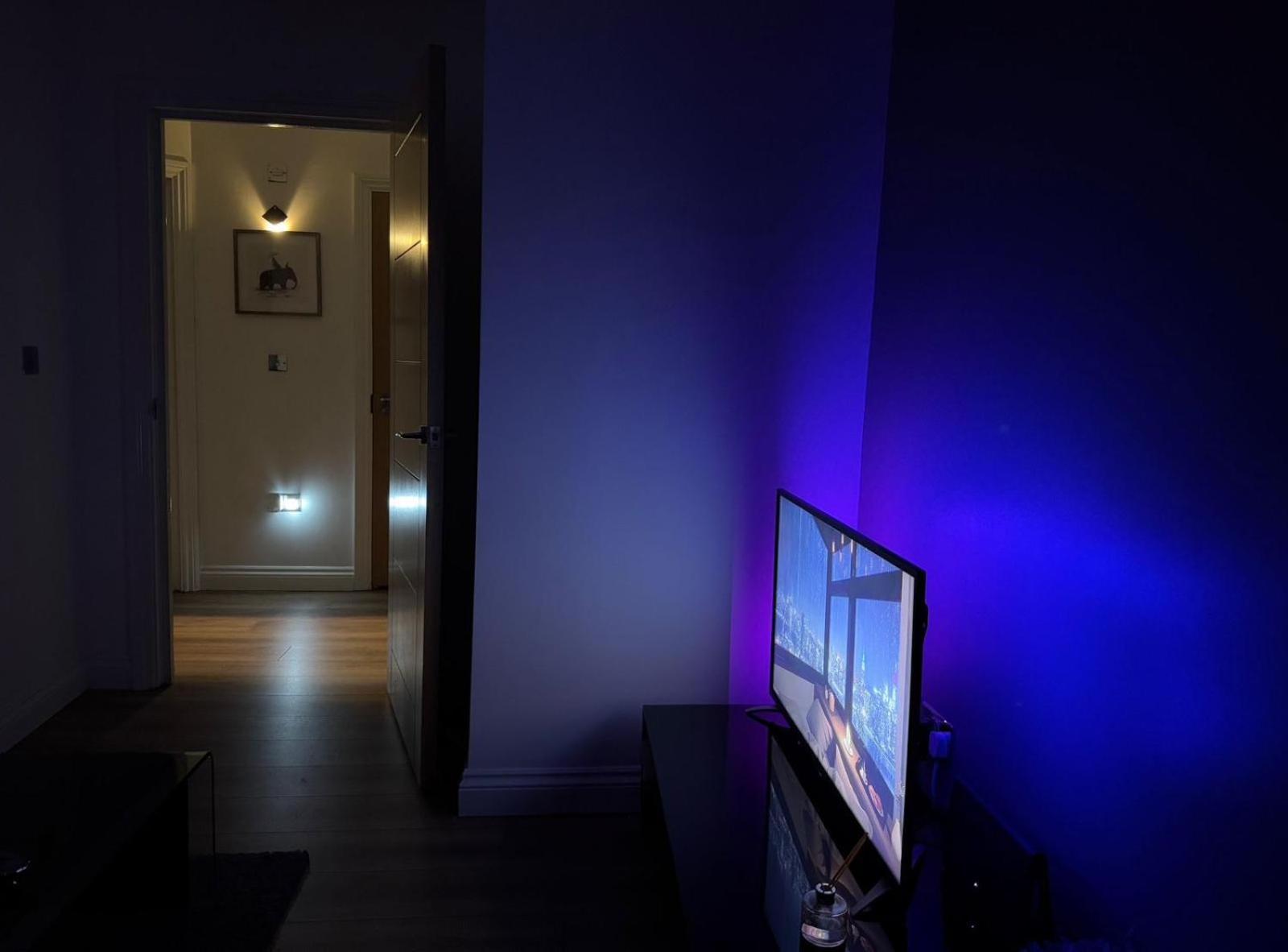 24-7 Secured City Centre Apartments With Free Underground Parking And Wifi Birmingham Luaran gambar