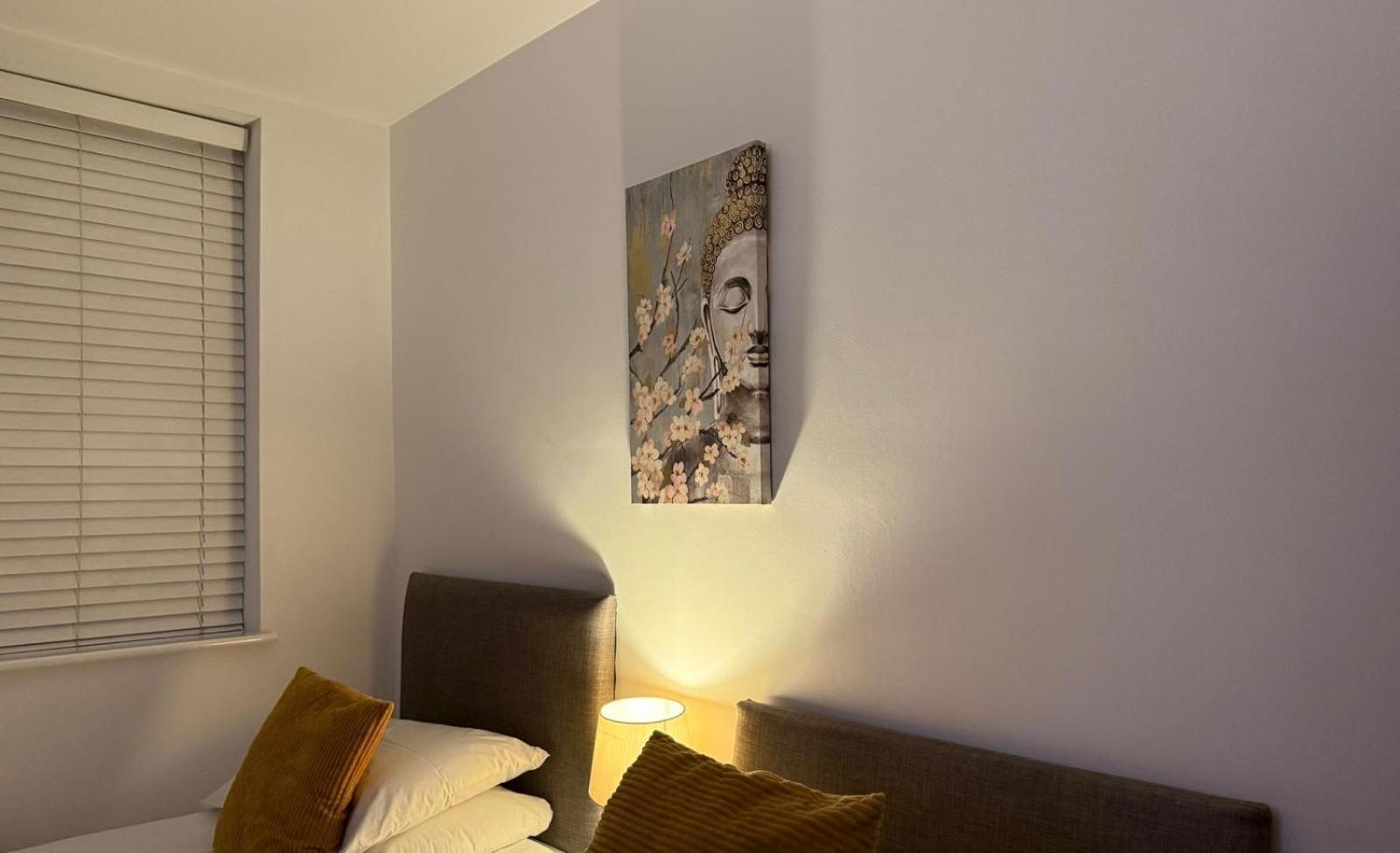 24-7 Secured City Centre Apartments With Free Underground Parking And Wifi Birmingham Luaran gambar